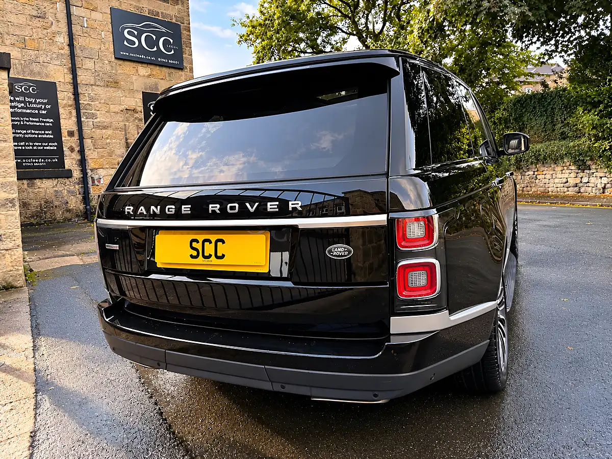 Used 2020 Land Rover Range Rover Autobiography Santorini Black - Interior and Exterior details 9