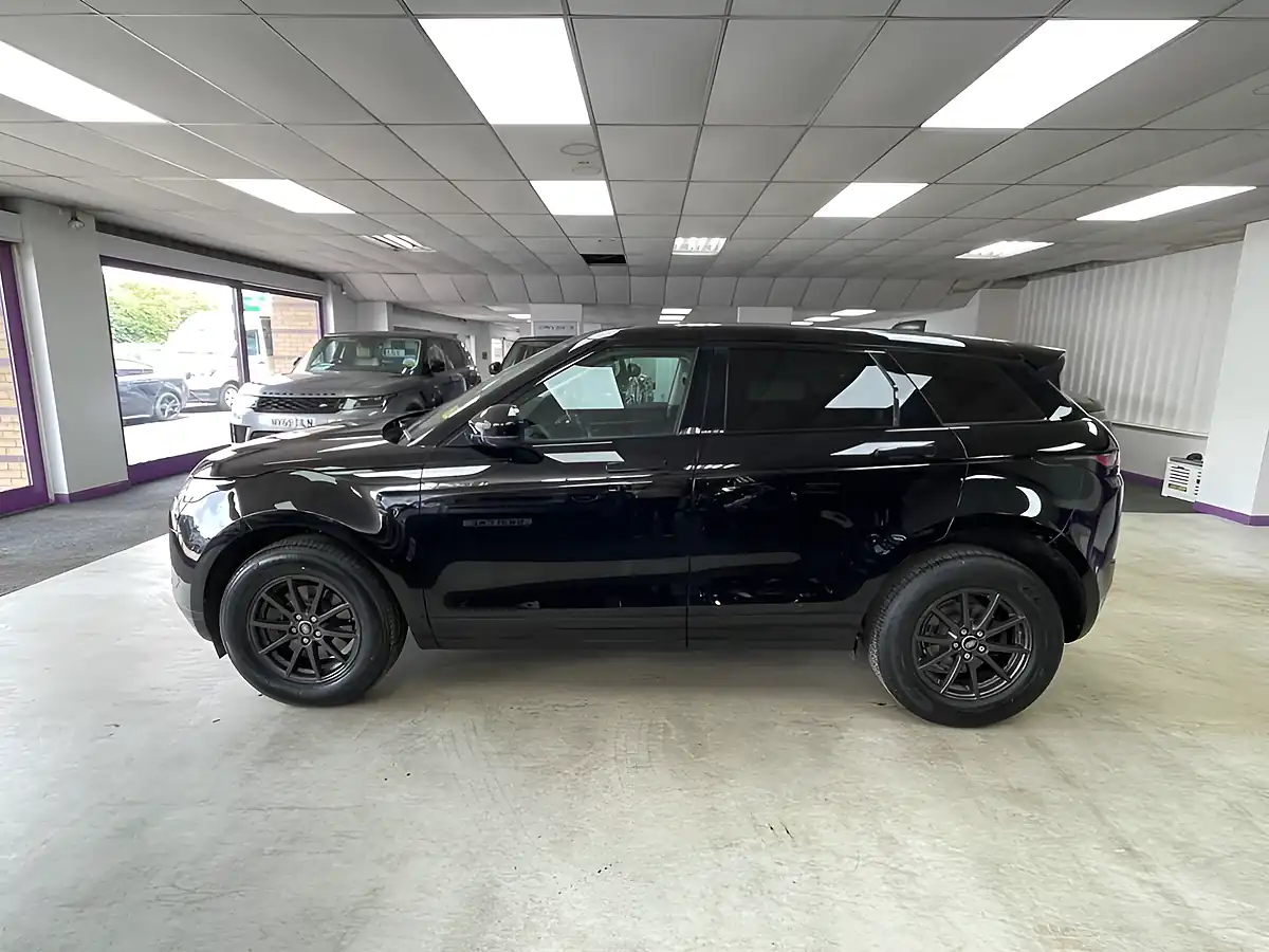 Used 2020 Land Rover Range Rover Evoque Black - Interior and Exterior details 10