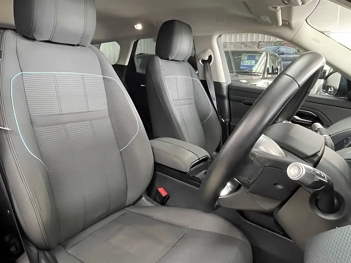 Used 2020 Land Rover Range Rover Evoque Black - Interior and Exterior details 14