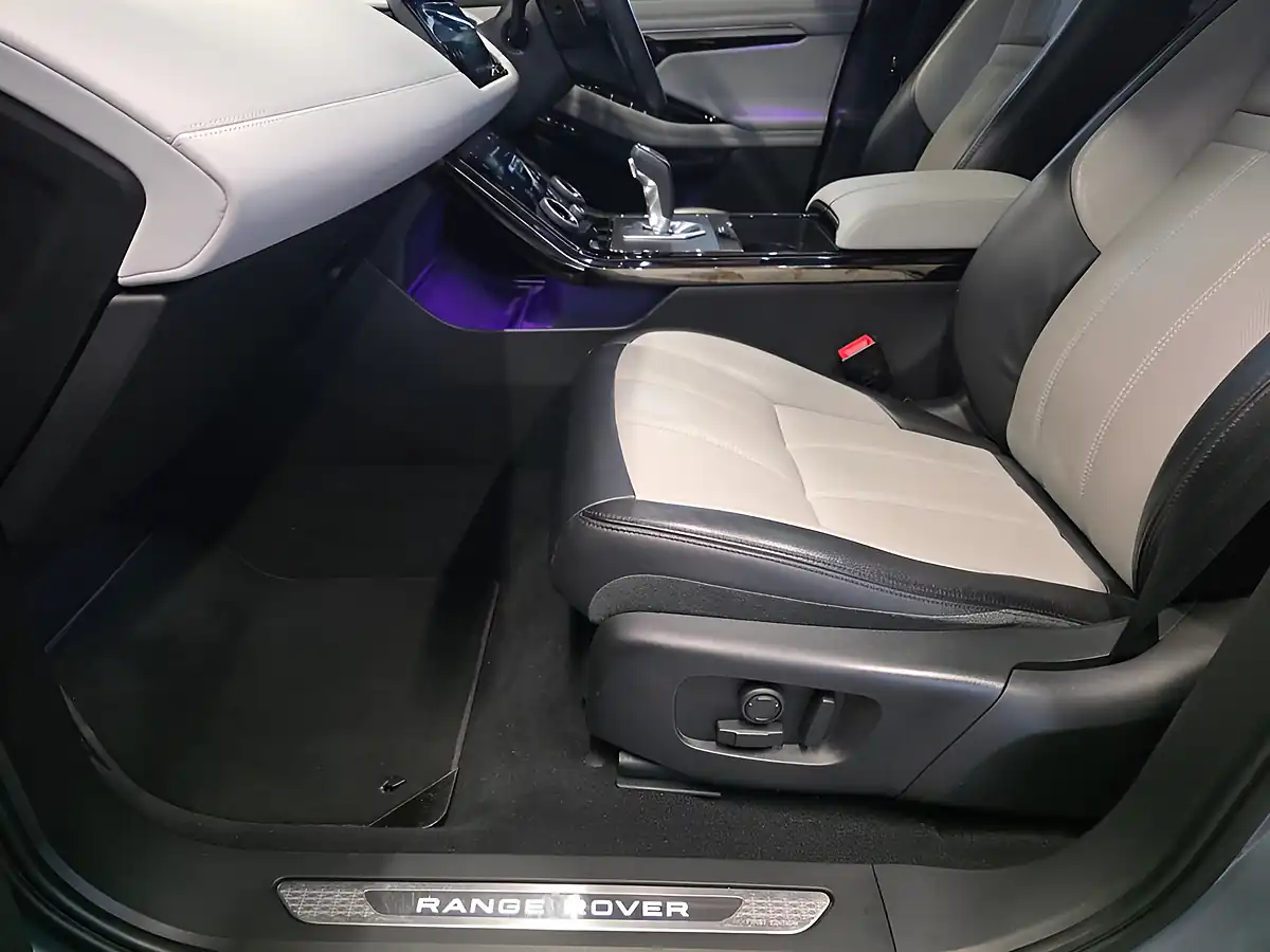Used 2020 Land Rover Range Rover Evoque First Edition Grey - Interior and Exterior details 14