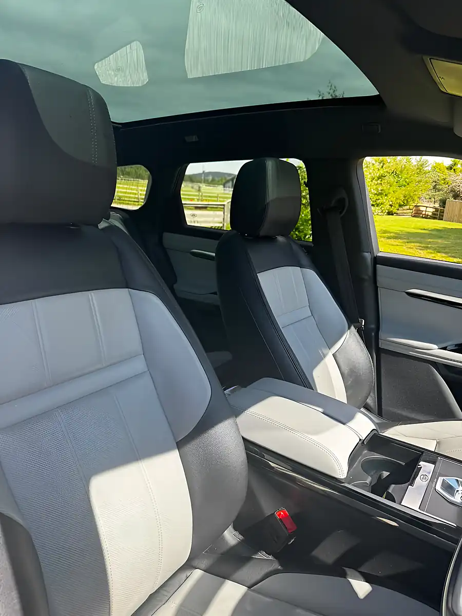 Used 2020 Land Rover Range Rover Evoque First Edition White - Interior and Exterior details 12