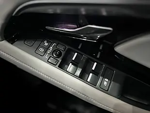 Used 2020 Land Rover Range Rover Evoque First Edition White - Interior and Exterior details 15