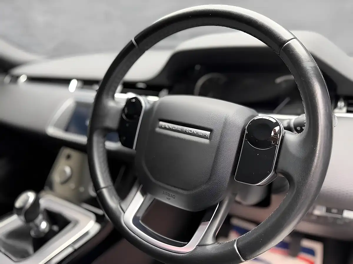 Used 2020 Land Rover Range Rover Evoque FWD Euro 6 (s/S) 5dr White - Interior and Exterior details 13