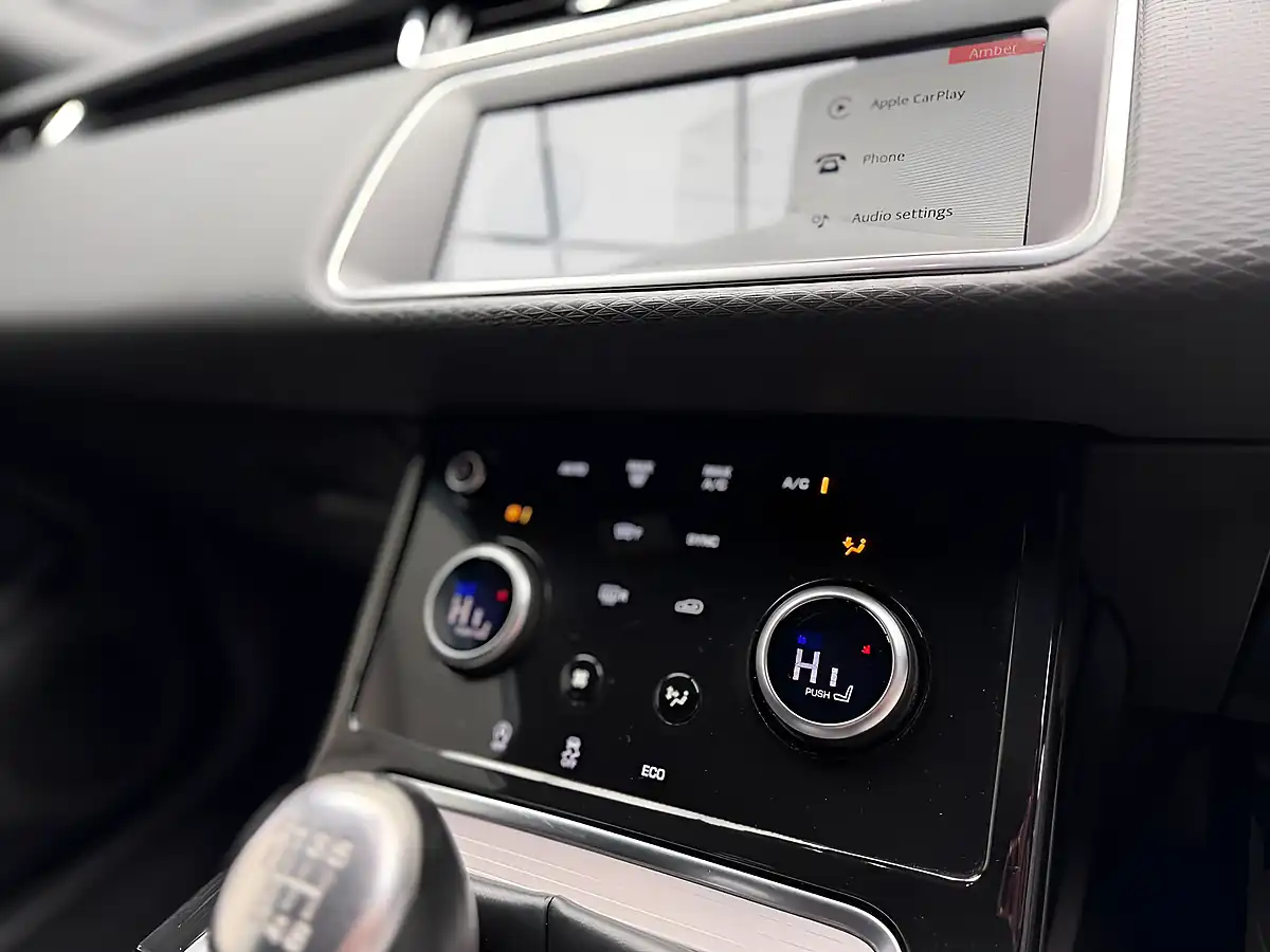 Used 2020 Land Rover Range Rover Evoque FWD Euro 6 (s/S) 5dr White - Interior and Exterior details 17