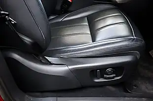 Used 2020 Land Rover Range Rover Evoque Hse Red - Interior and Exterior details 14