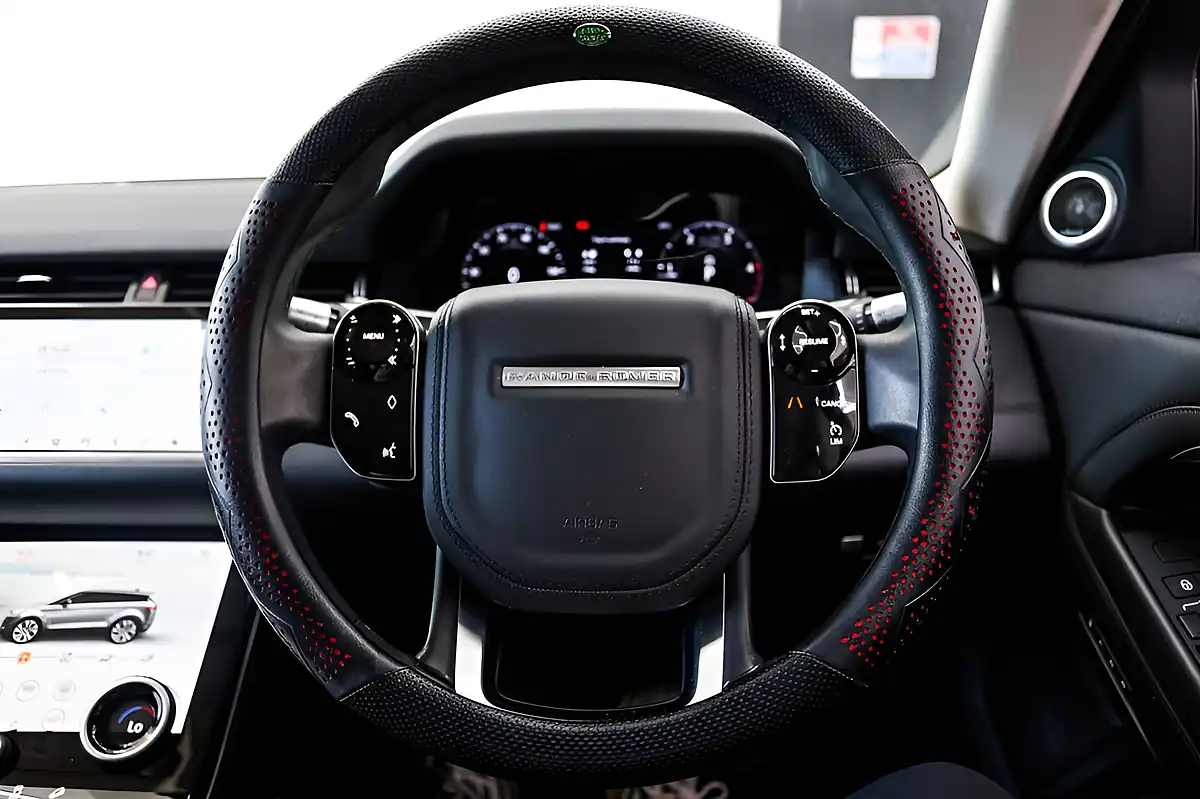 Used 2020 Land Rover Range Rover Evoque Hse Red - Interior and Exterior details 15