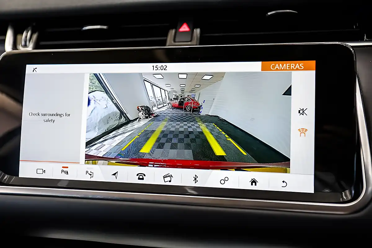 Used 2020 Land Rover Range Rover Evoque Hse Red - Interior and Exterior details 17