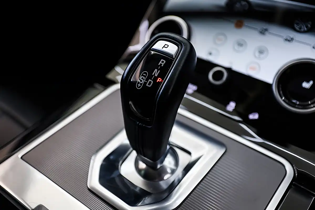 Used 2020 Land Rover Range Rover Evoque Hse Red - Interior and Exterior details 18