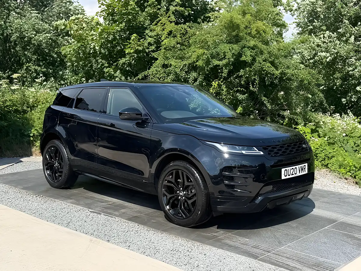 Used 2020 Land Rover Range Rover Evoque R-Dynamic Hse Black - Interior and Exterior details 3