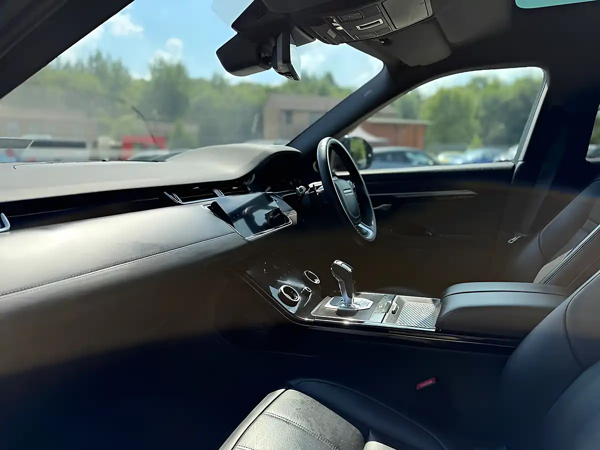 Used 2020 Land Rover Range Rover Evoque R-Dynamic Hse Black - Interior and Exterior details 14