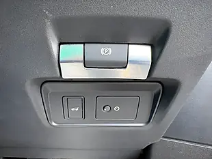 Used 2020 Land Rover Range Rover Evoque R-Dynamic Hse White - Interior and Exterior details 16