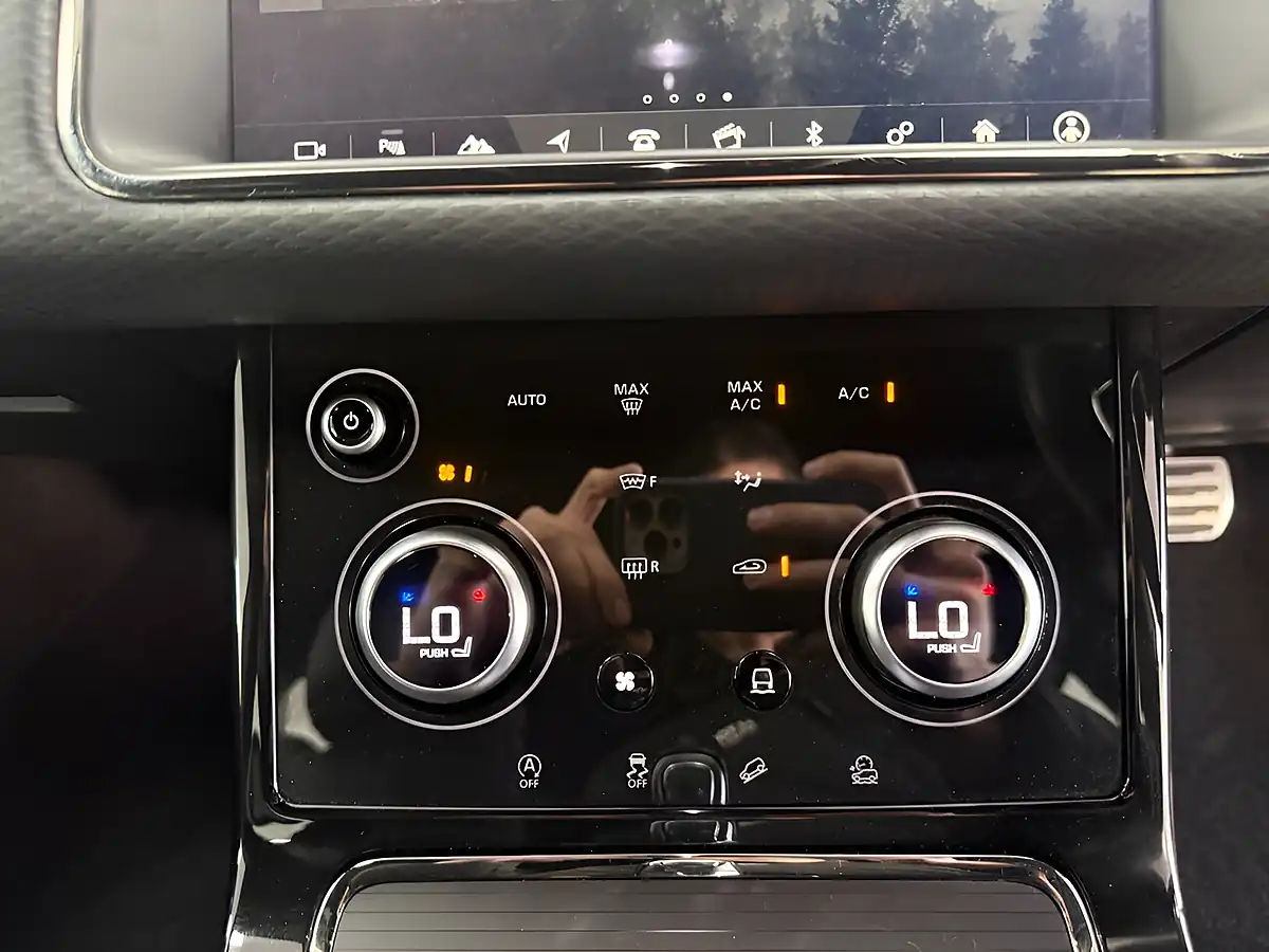 Used 2020 Land Rover Range Rover Evoque R-Dynamic S Black - Interior and Exterior details 19