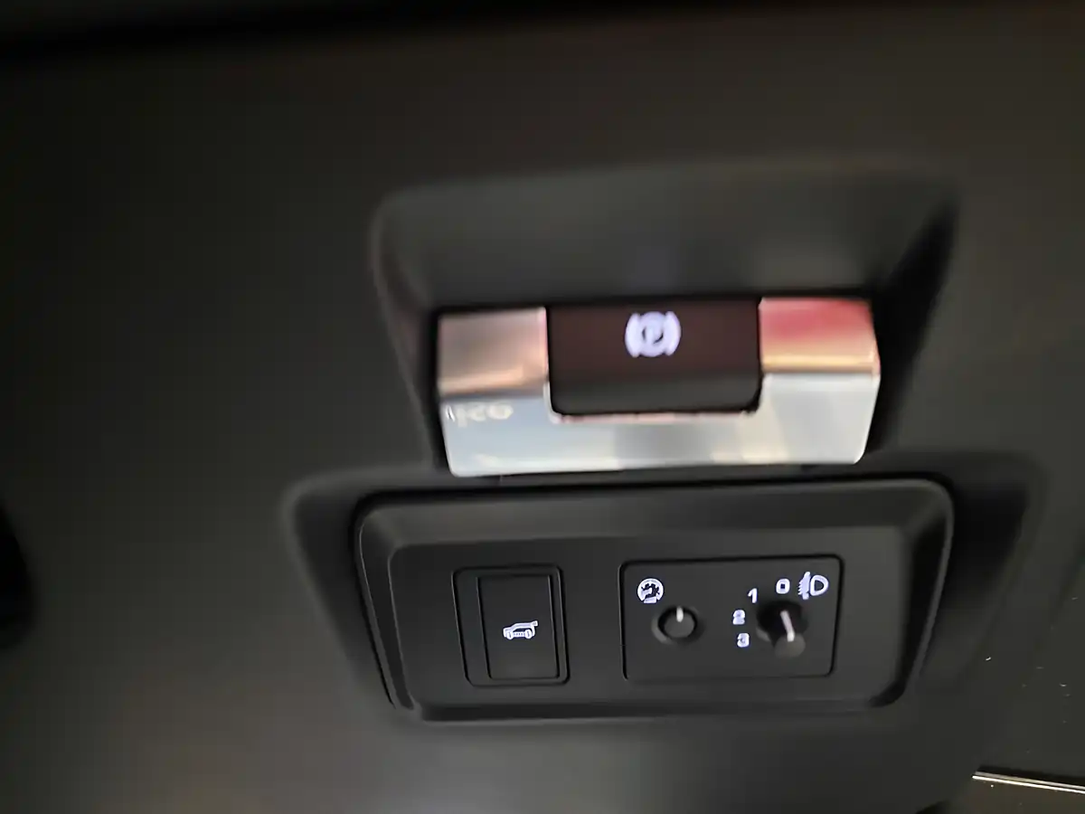 Used 2020 Land Rover Range Rover Evoque R-Dynamic S Grey - Interior and Exterior details 16
