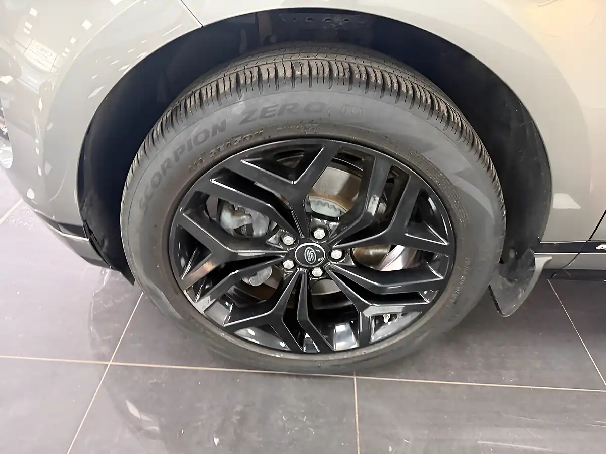 Used 2020 Land Rover Range Rover Evoque R-Dynamic S Silver - Interior and Exterior details 13