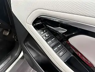 Used 2020 Land Rover Range Rover Evoque R-Dynamic S Silver - Interior and Exterior details 16