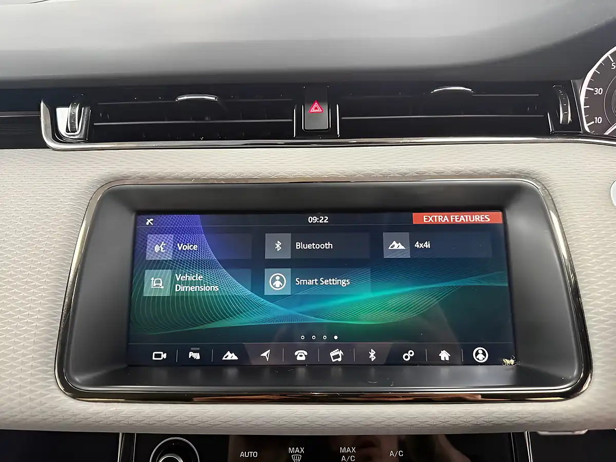 Used 2020 Land Rover Range Rover Evoque R-Dynamic S Silver - Interior and Exterior details 19