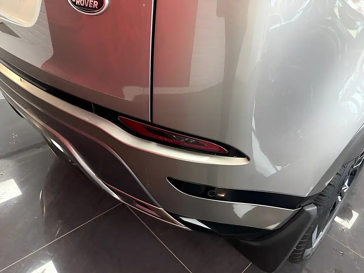 Used 2020 Land Rover Range Rover Evoque R-Dynamic S Silver - Interior and Exterior details 8