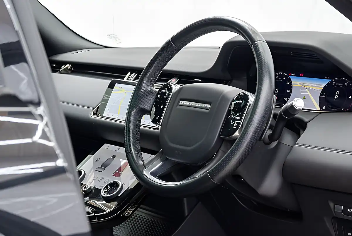 Used 2020 Land Rover Range Rover Evoque R-Dynamic Se Black - Interior and Exterior details 17