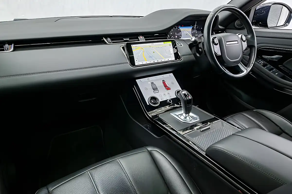 Used 2020 Land Rover Range Rover Evoque R-Dynamic Se Black - Interior and Exterior details 8