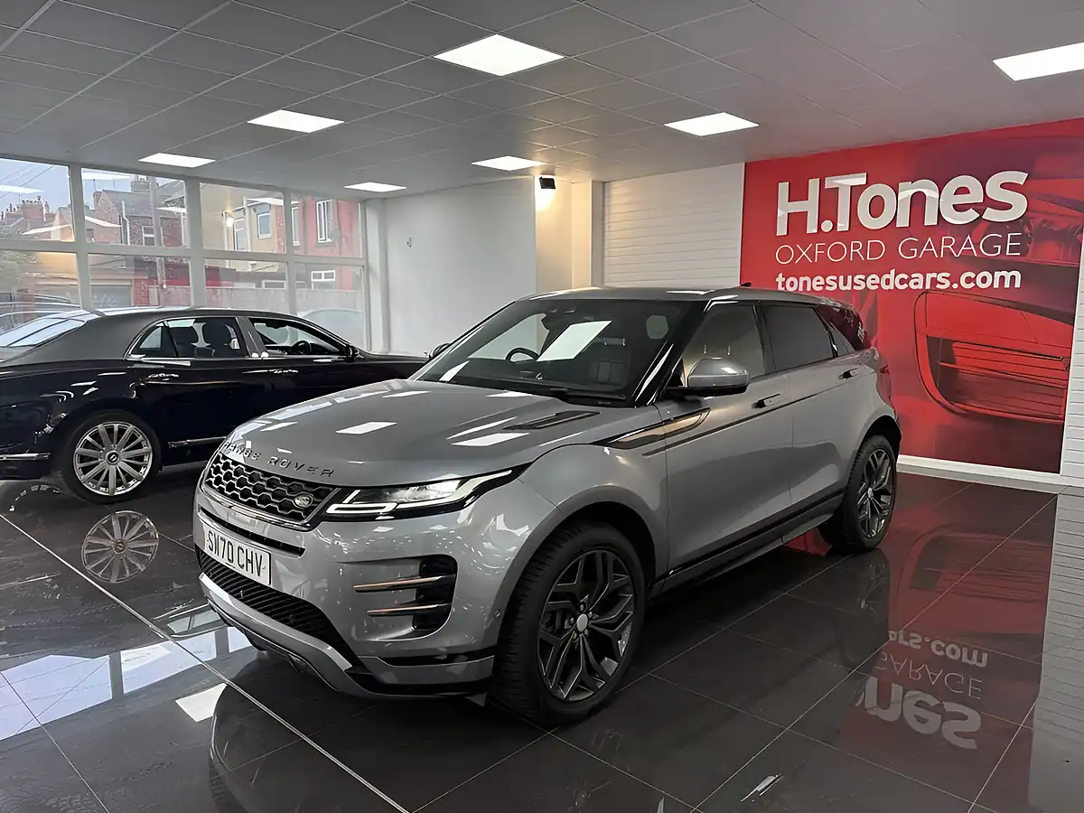 Used 2020 Land Rover Range Rover Evoque R-Dynamic Se Grey - Interior and Exterior details 13