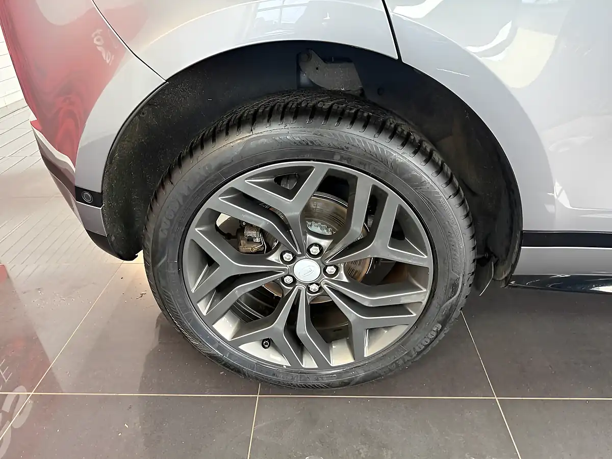 Used 2020 Land Rover Range Rover Evoque R-Dynamic Se Grey - Interior and Exterior details 3