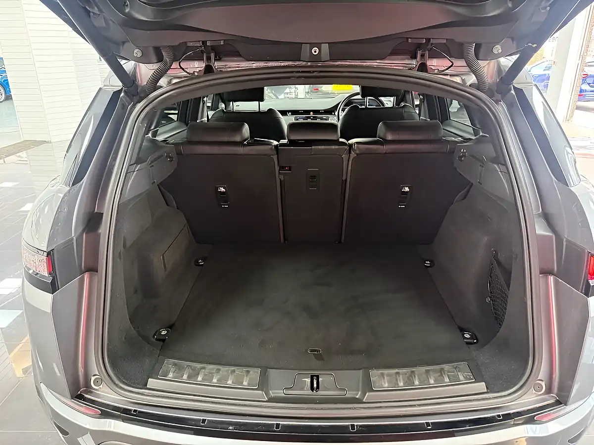 Used 2020 Land Rover Range Rover Evoque R-Dynamic Se Grey - Interior and Exterior details 9