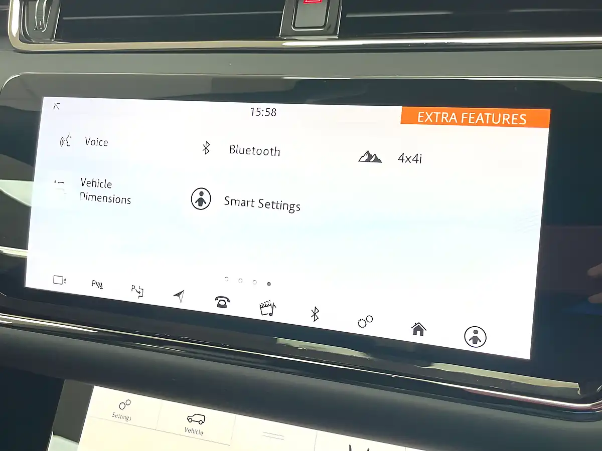 Used 2020 Land Rover Range Rover Evoque R-Dynamic Se Santorini Black - Interior and Exterior details 19