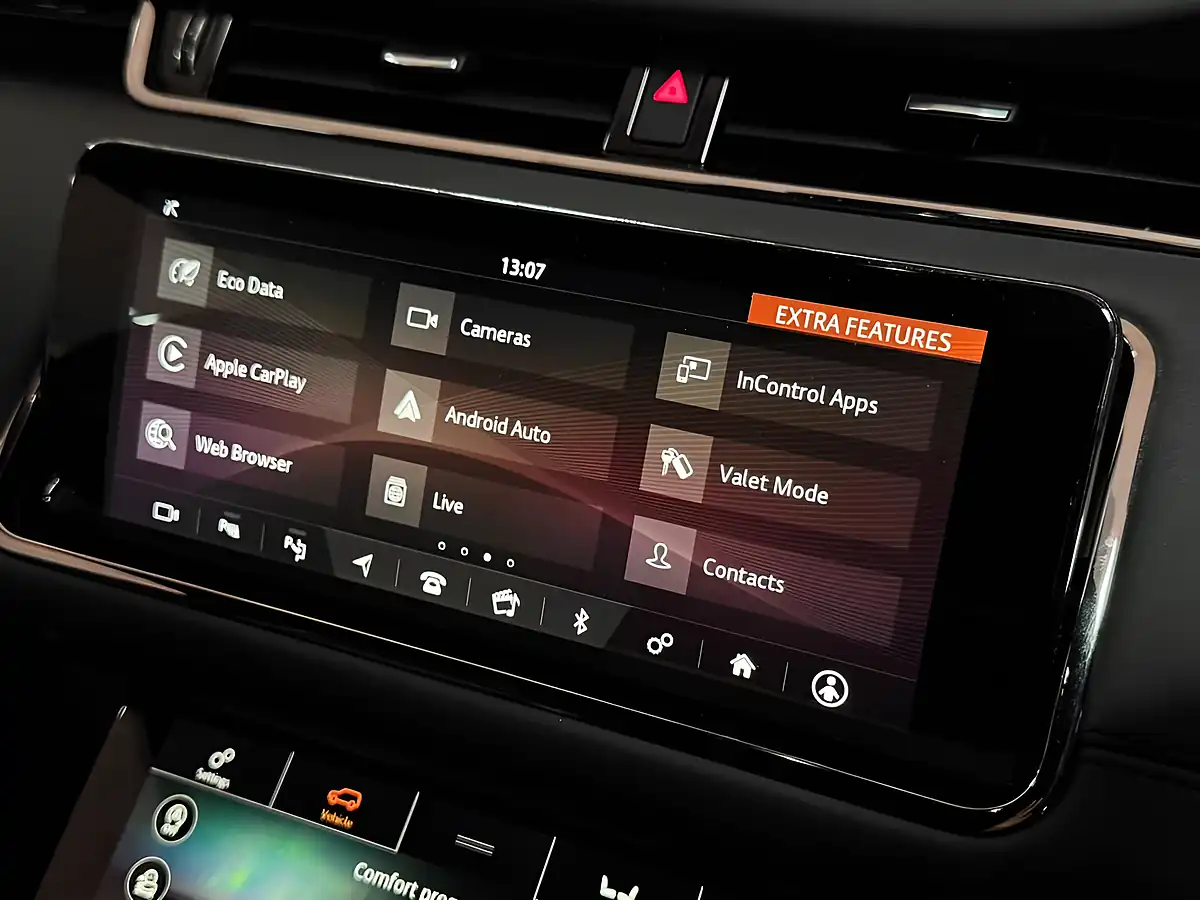 Used 2020 Land Rover Range Rover Evoque R-Dynamic Se Silver - Interior and Exterior details 19