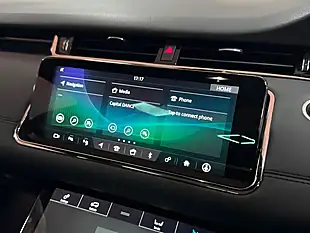 Used 2020 Land Rover Range Rover Evoque R-Dynamic Se White - Interior and Exterior details 16