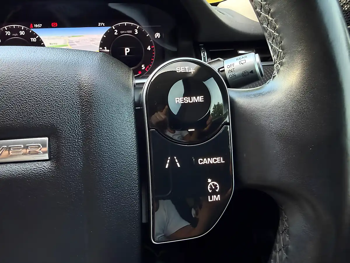 Used 2020 Land Rover Range Rover Evoque S Black - Interior and Exterior details 17