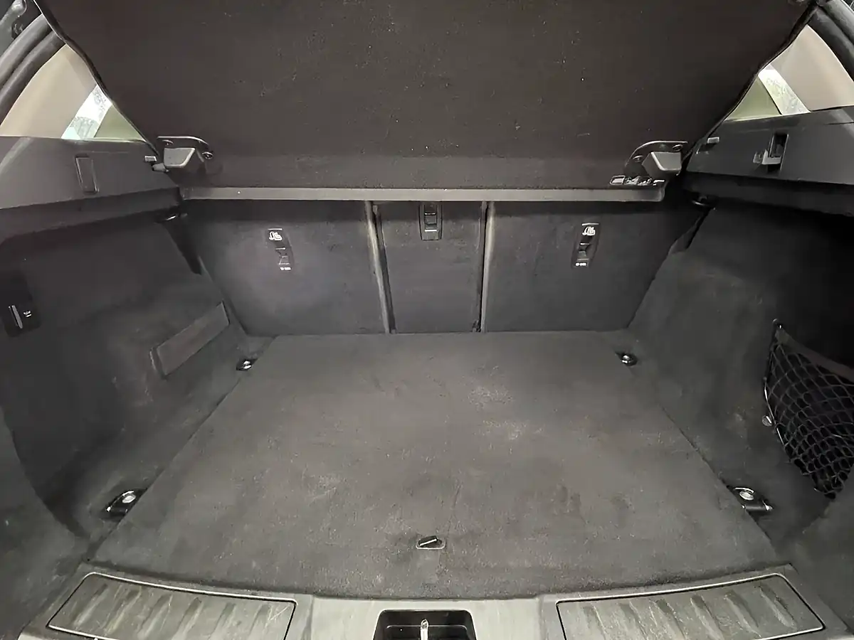 Used 2020 Land Rover Range Rover Evoque S Eiger Grey - Interior and Exterior details 10