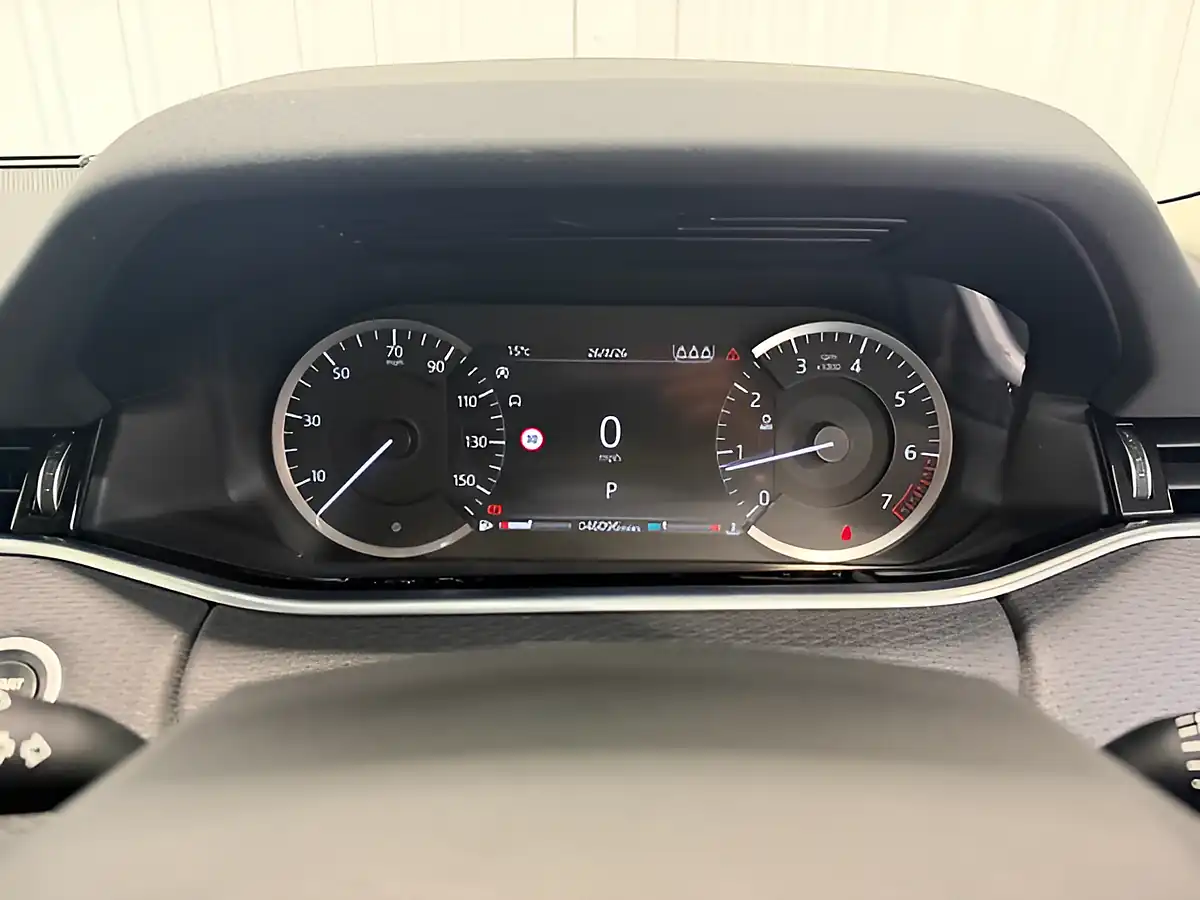 Used 2020 Land Rover Range Rover Evoque S Fuji White - Interior and Exterior details 16