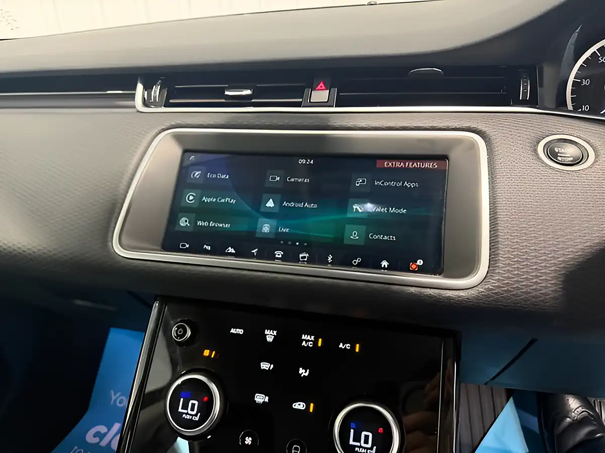 Used 2020 Land Rover Range Rover Evoque S Fuji White - Interior and Exterior details 18