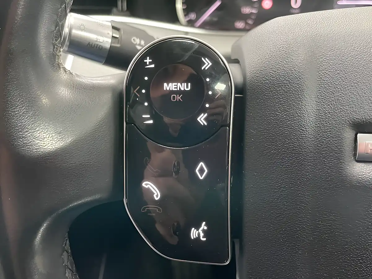 Used 2020 Land Rover Range Rover Evoque S Kaikoura Stone - Interior and Exterior details 17