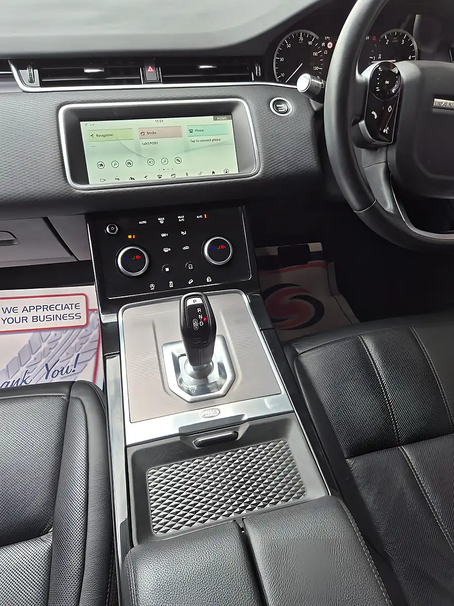 Used 2020 Land Rover Range Rover Evoque S Silver - Interior and Exterior details 11