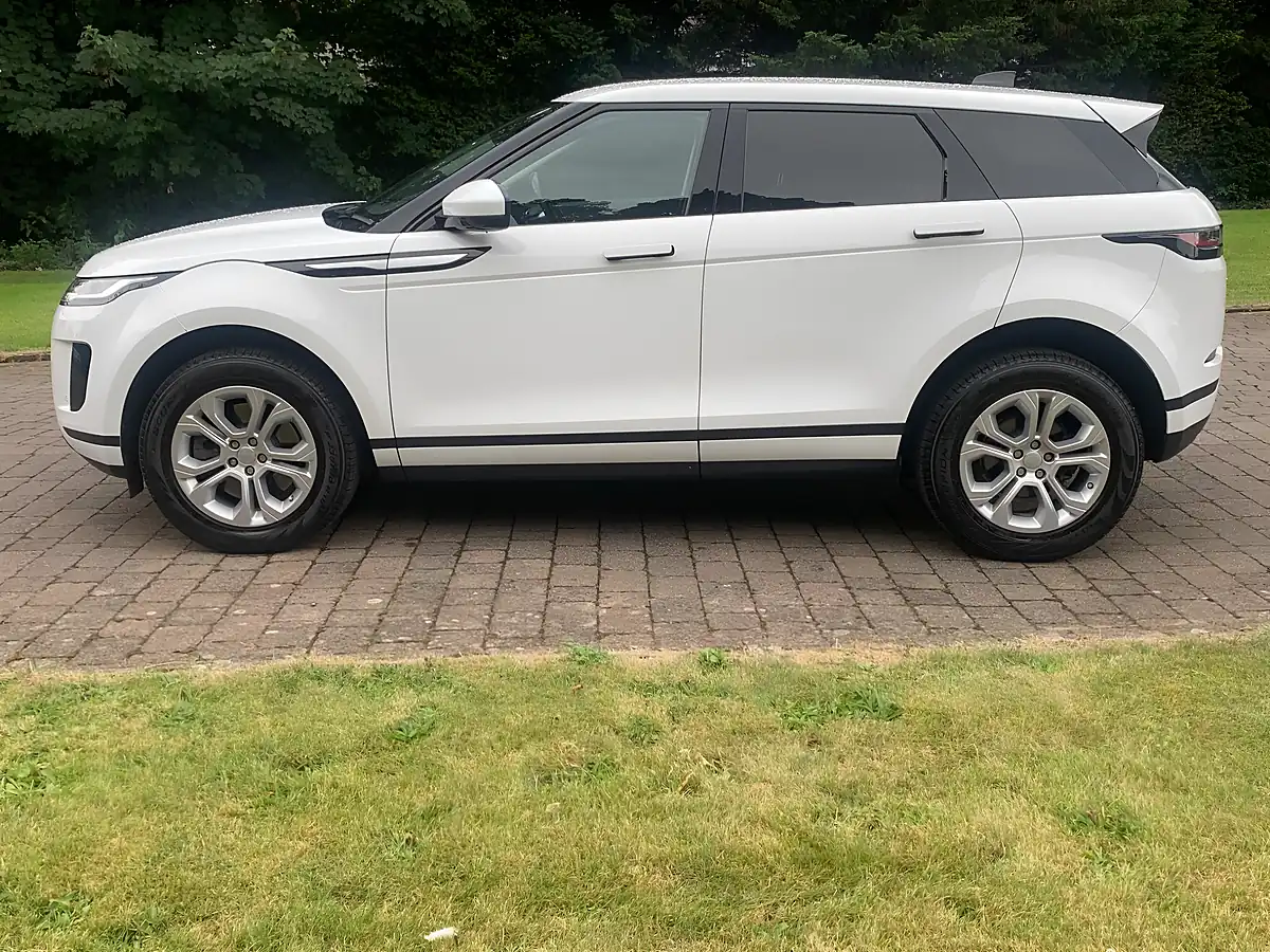 Used 2020 Land Rover Range Rover Evoque S White - Interior and Exterior details 11