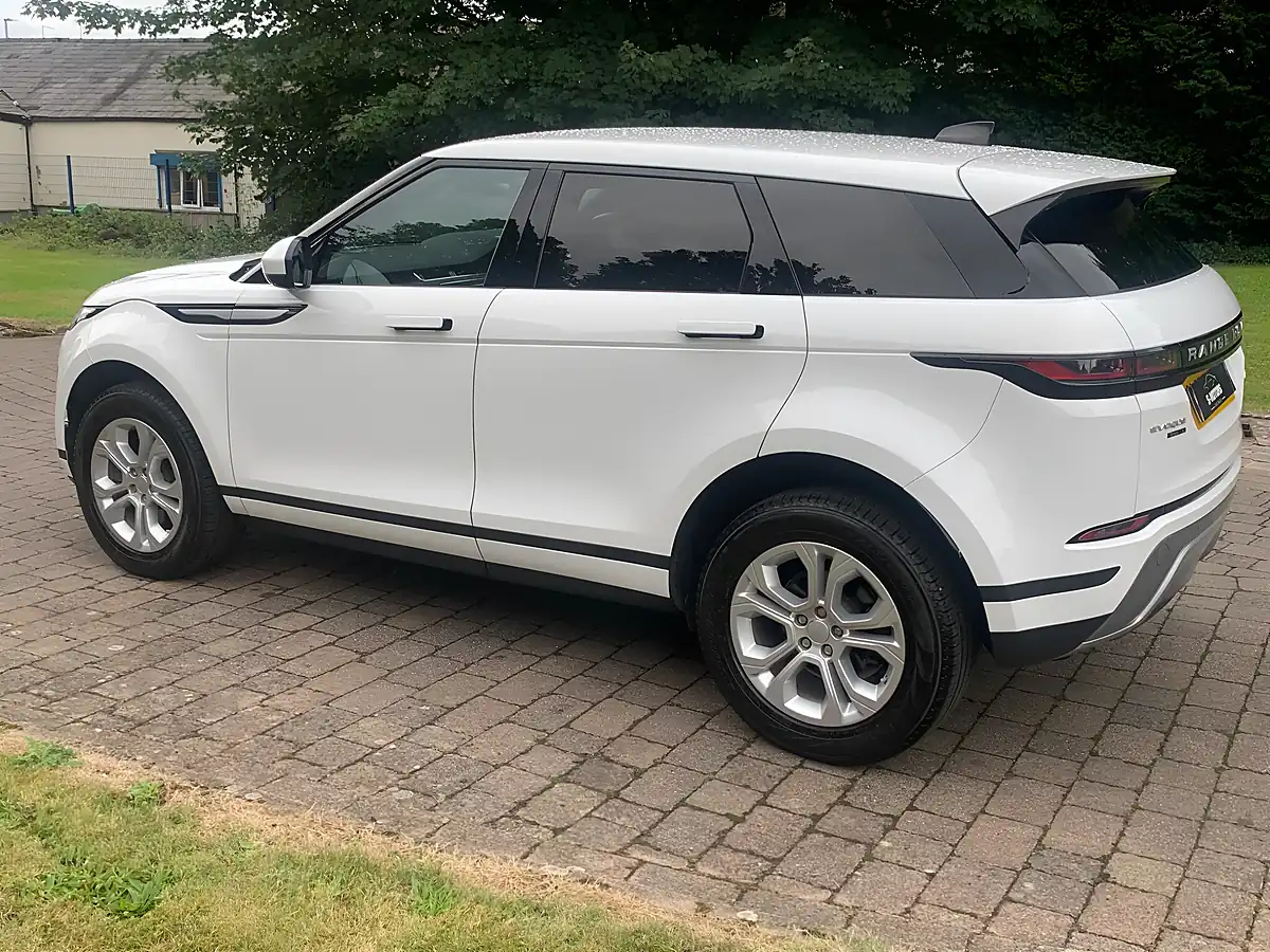 Used 2020 Land Rover Range Rover Evoque S White - Interior and Exterior details 12