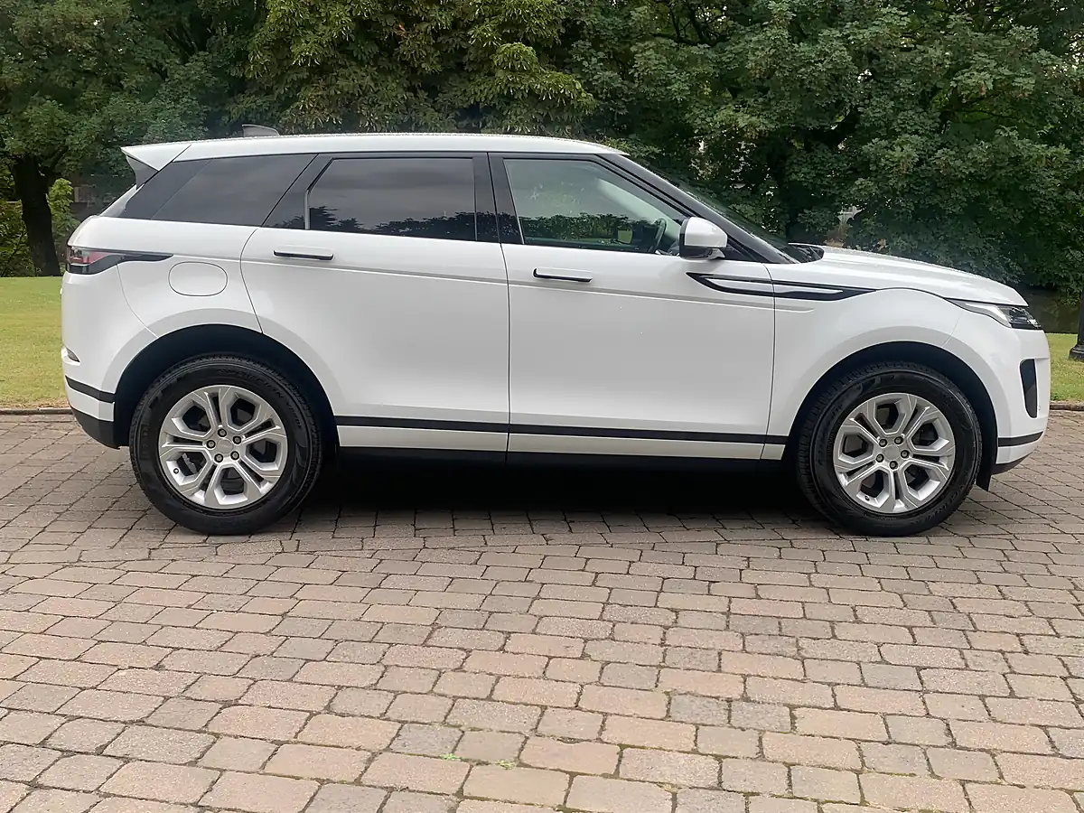 Used 2020 Land Rover Range Rover Evoque S White - Interior and Exterior details 8