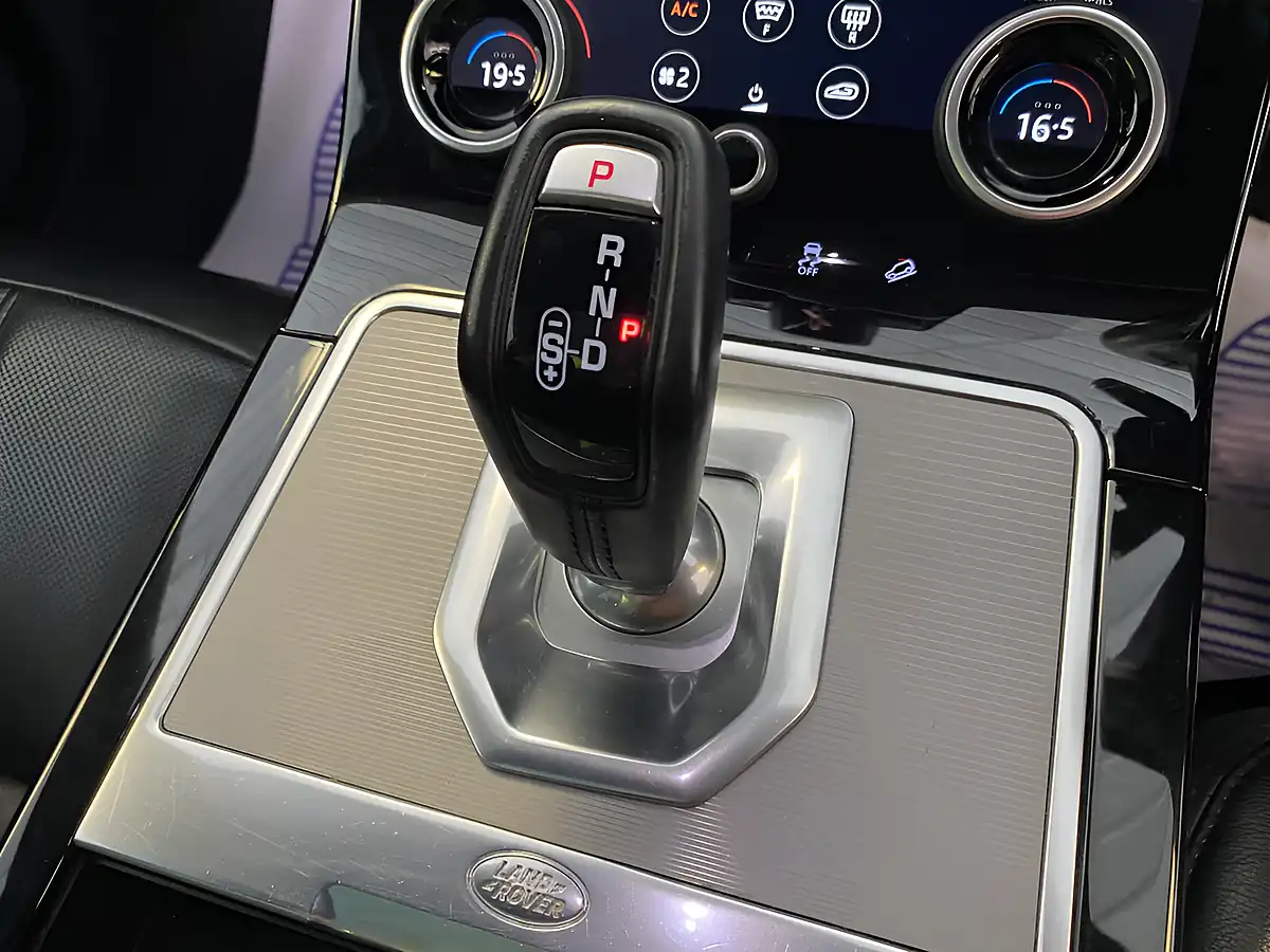 Used 2020 Land Rover Range Rover Evoque Se Silver - Interior and Exterior details 15