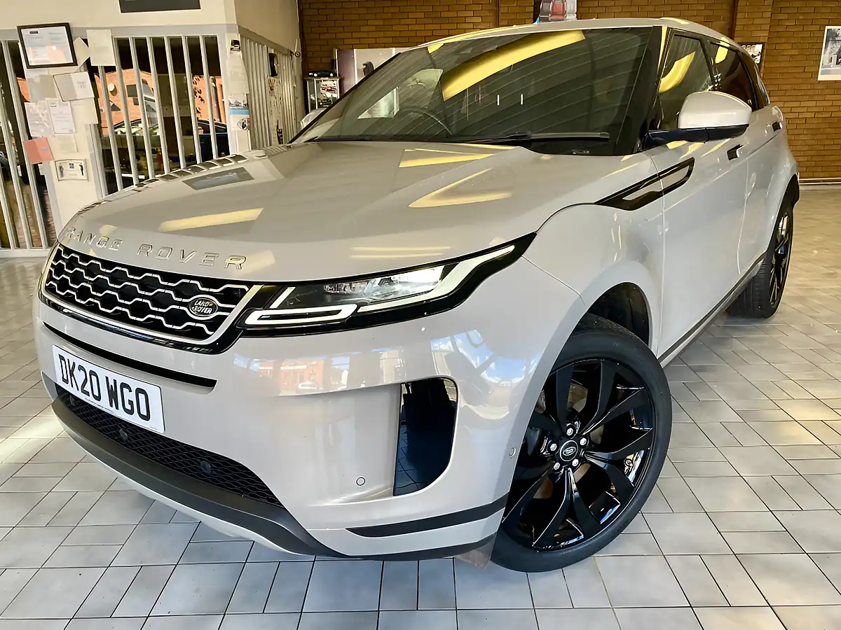 Used 2020 Land Rover Range Rover Evoque Se Silver - Interior and Exterior details 5