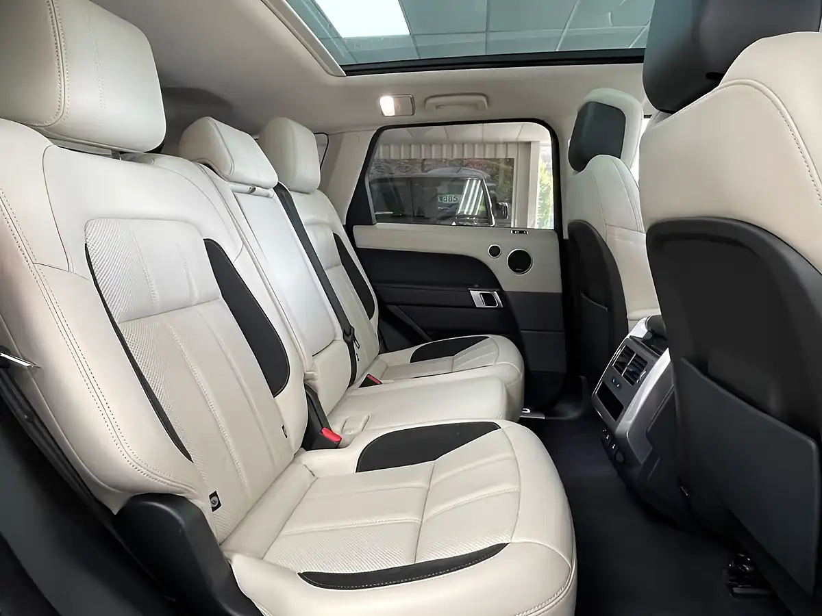 Used 2020 Land Rover Range Rover Hse Dynamic White - Interior and Exterior details 14