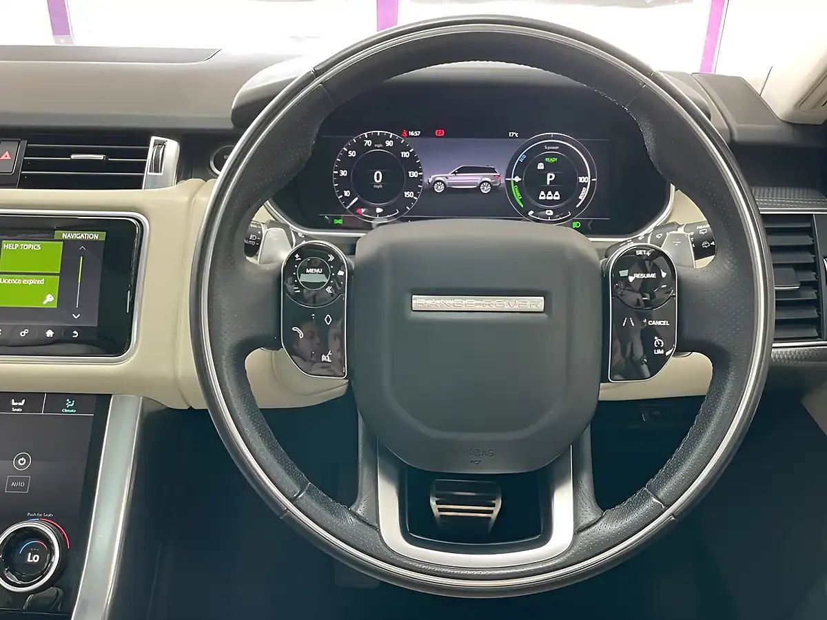 Used 2020 Land Rover Range Rover Hse Dynamic White - Interior and Exterior details 16