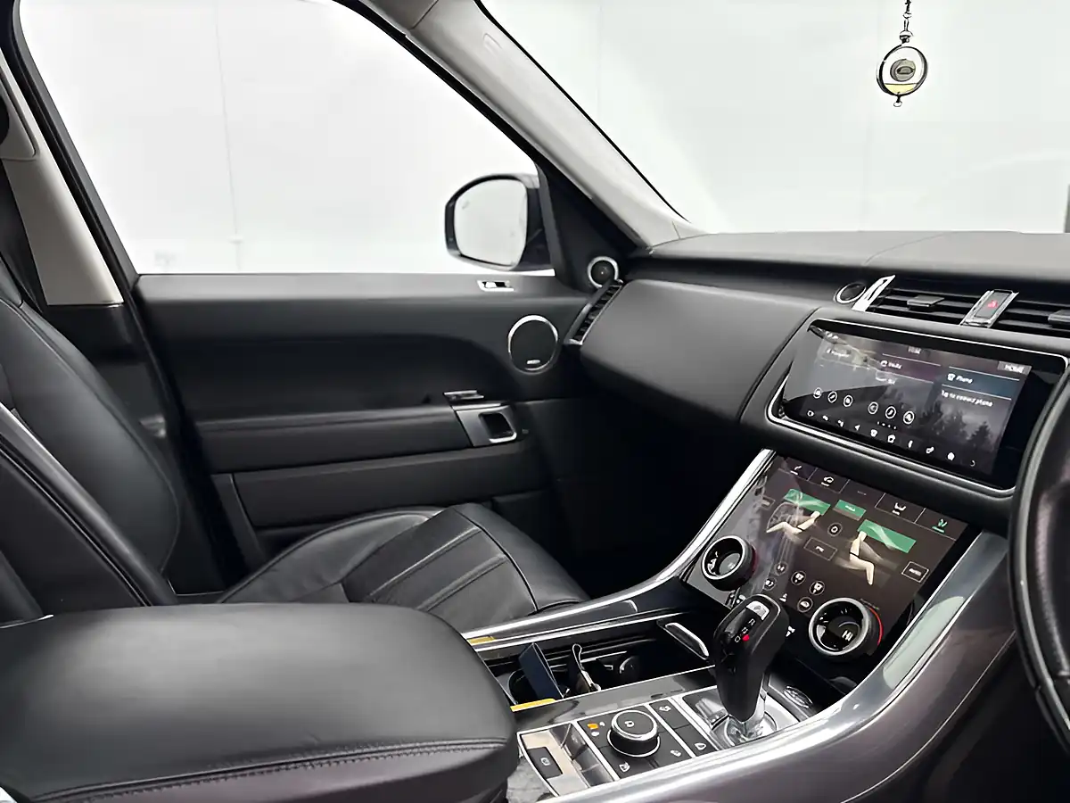Used 2020 Land Rover Range Rover Sport Autobiography Dynamic Silver - Interior and Exterior details 14