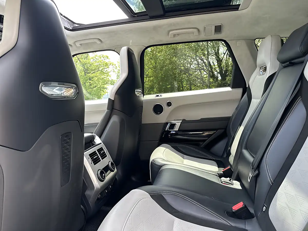 Used 2020 Land Rover Range Rover Sport Black - Interior and Exterior details 17