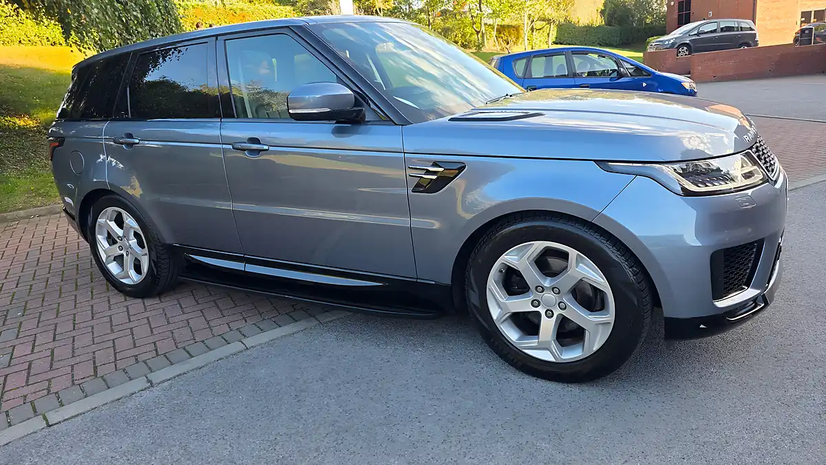Used 2020 Land Rover Range Rover Sport Hse Blue - Interior and Exterior details 5