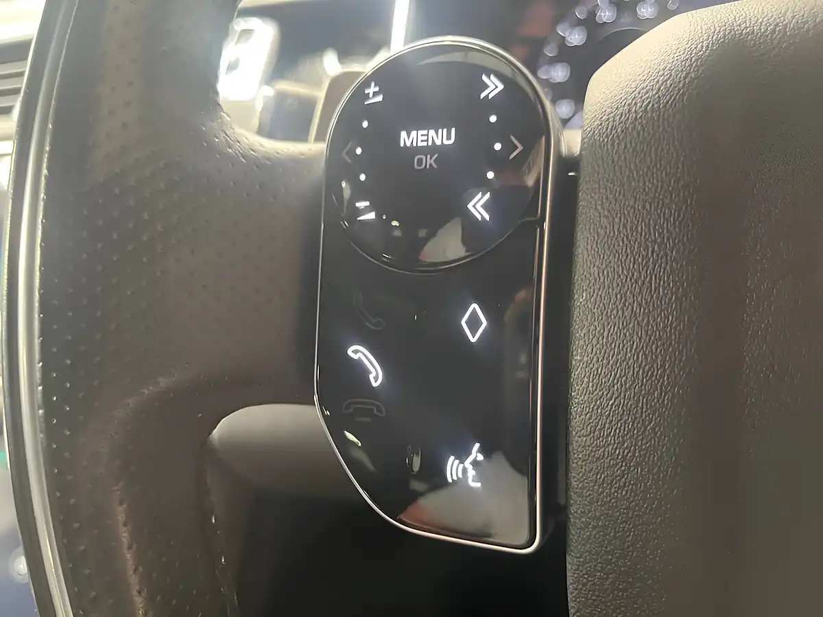 Used 2020 Land Rover Range Rover Sport Hse Dynamic Black Grey - Interior and Exterior details 12
