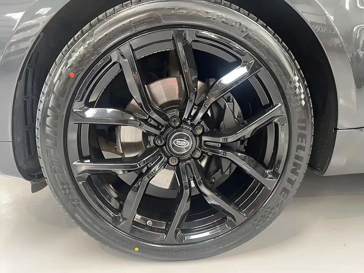 Used 2020 Land Rover Range Rover Sport Hse Dynamic Black Grey - Interior and Exterior details 19