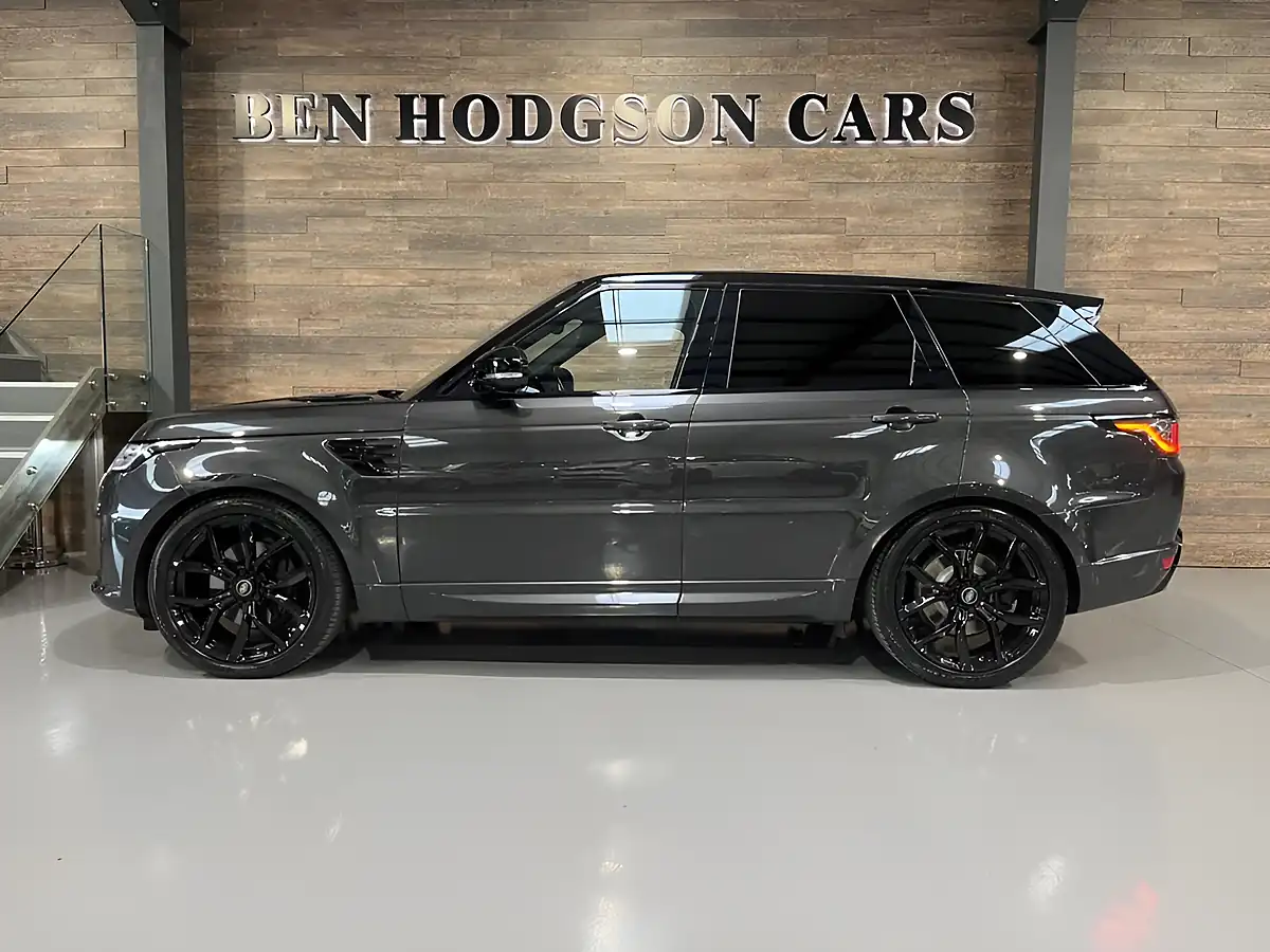Used 2020 Land Rover Range Rover Sport Hse Dynamic Black Grey - Interior and Exterior details 4