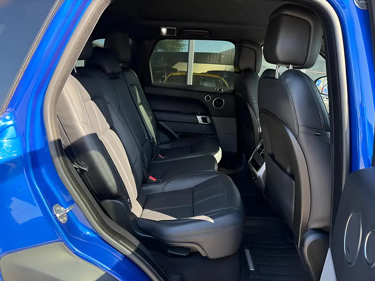 Used 2020 Land Rover Range Rover Sport Hse Dynamic Blue - Interior and Exterior details 17