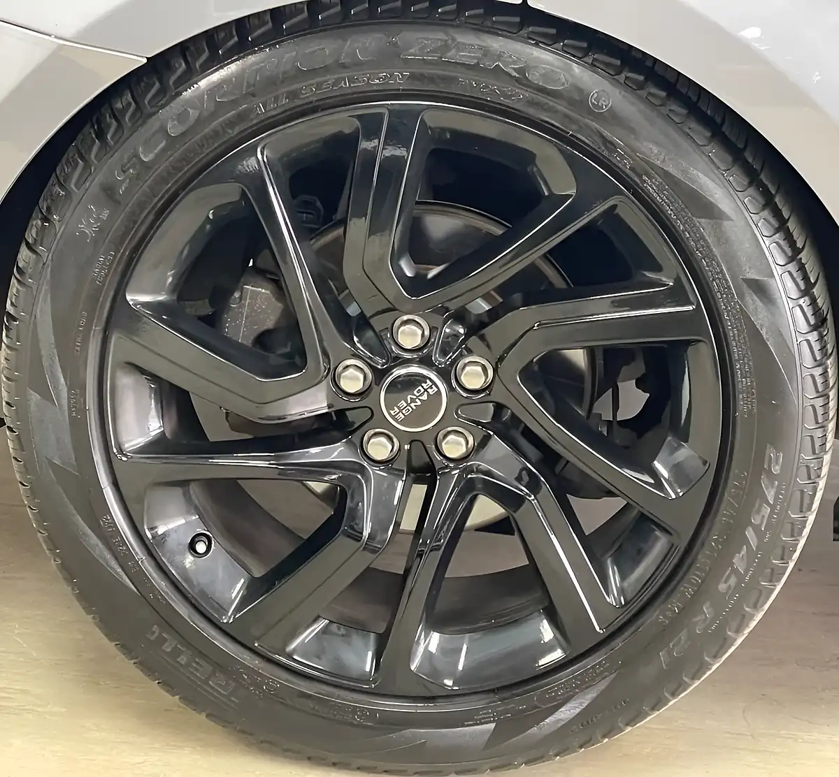 Used 2020 Land Rover Range Rover Sport Hse Dynamic Eiger Grey - Interior and Exterior details 11